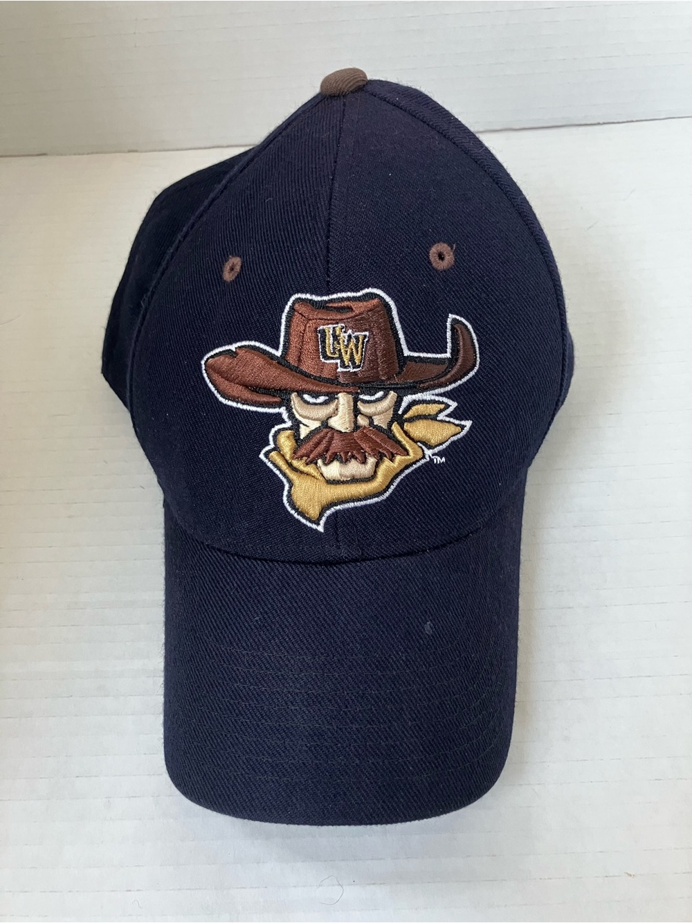 Zephyr University‎ of Wyoming Cowboys Black Hat Cap UW 7 1/8 Embroidered Pete